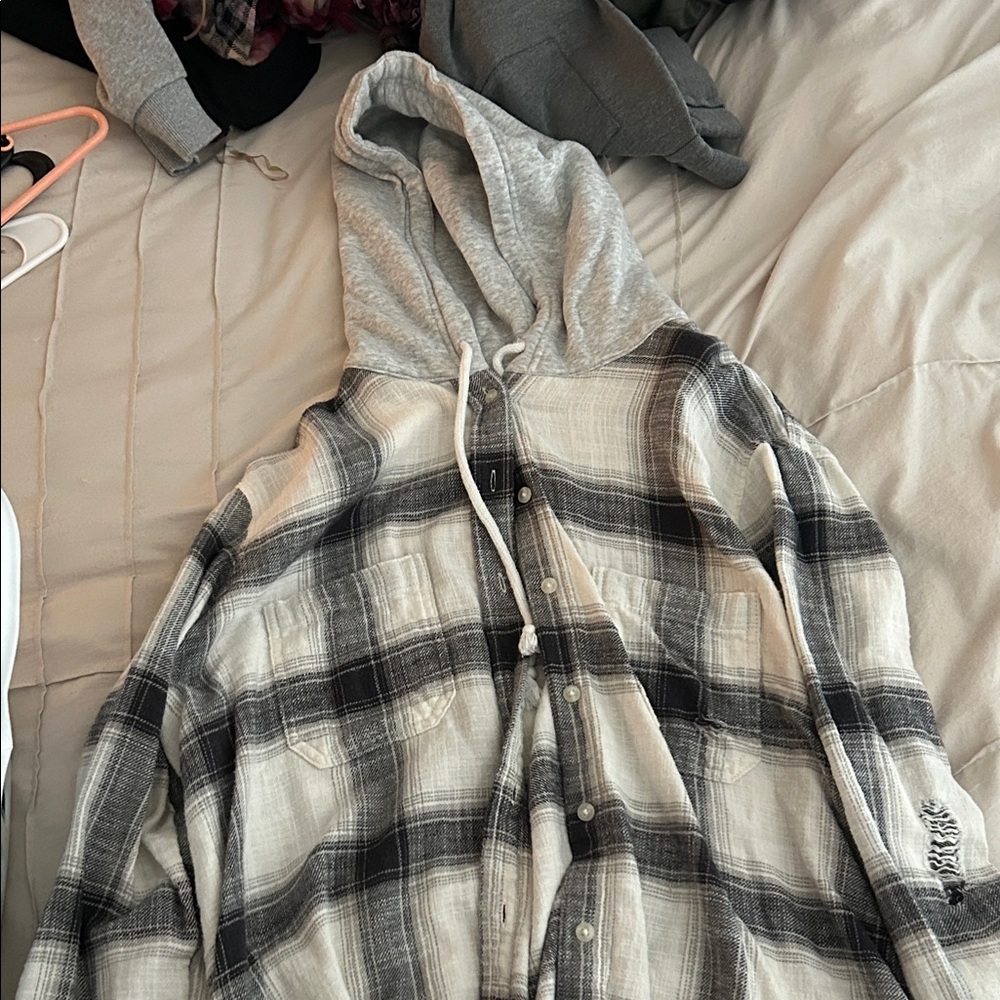 American Eagle Outfitters Gray Plaid Hooded Shirt